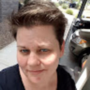 Meet your Posher, Tia